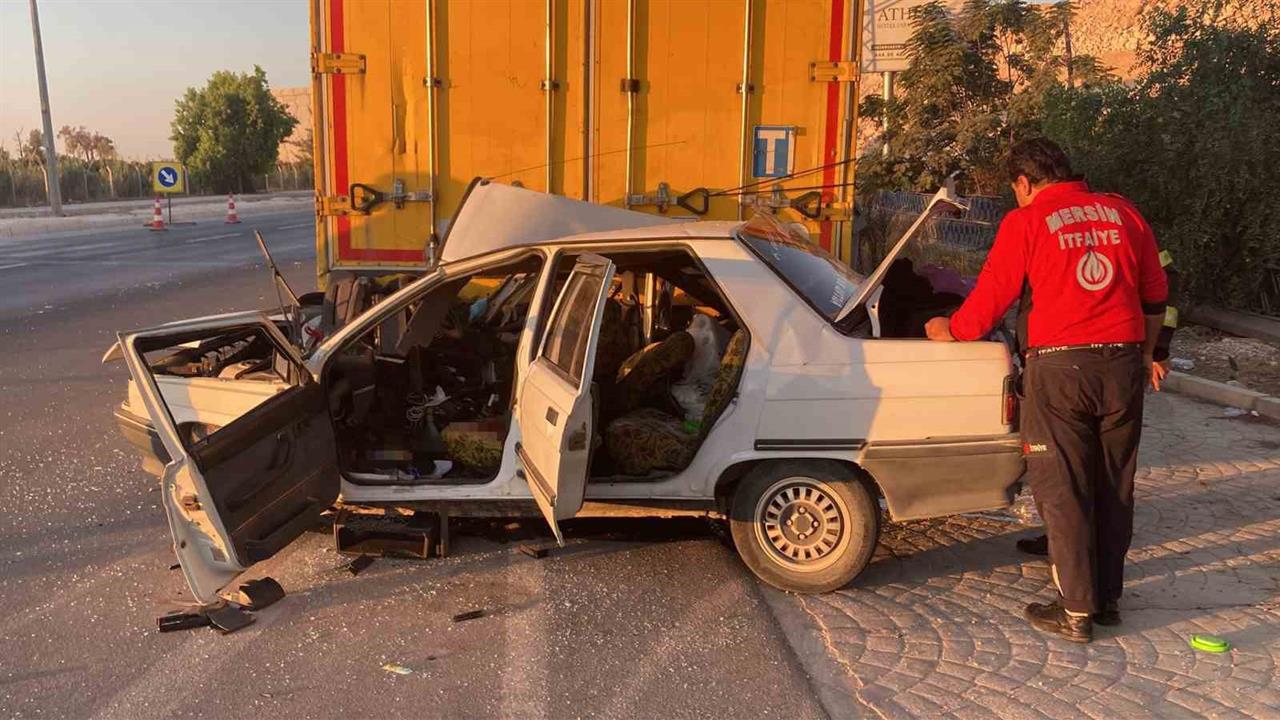 Mersin'de Tır Kazası: Sürücü Hayatını Kaybetti