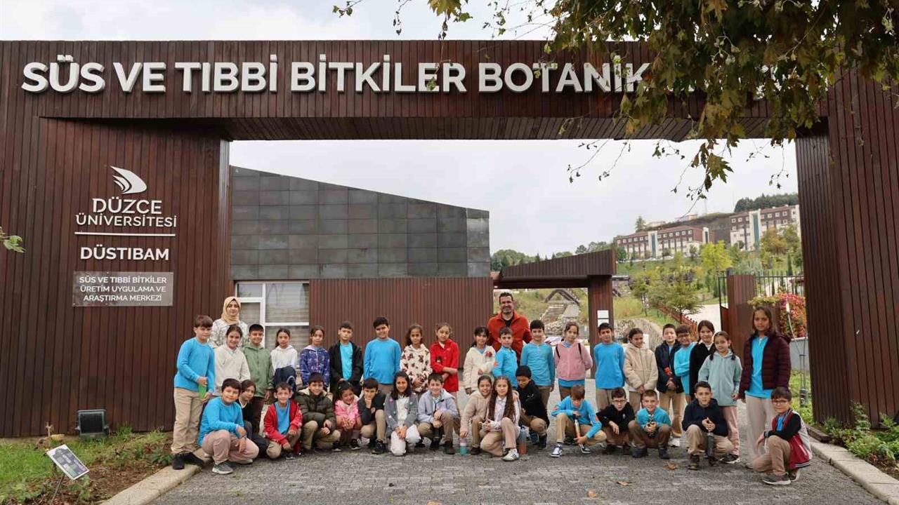 Düzce'de Öğrenciler Doğayla Buluştu