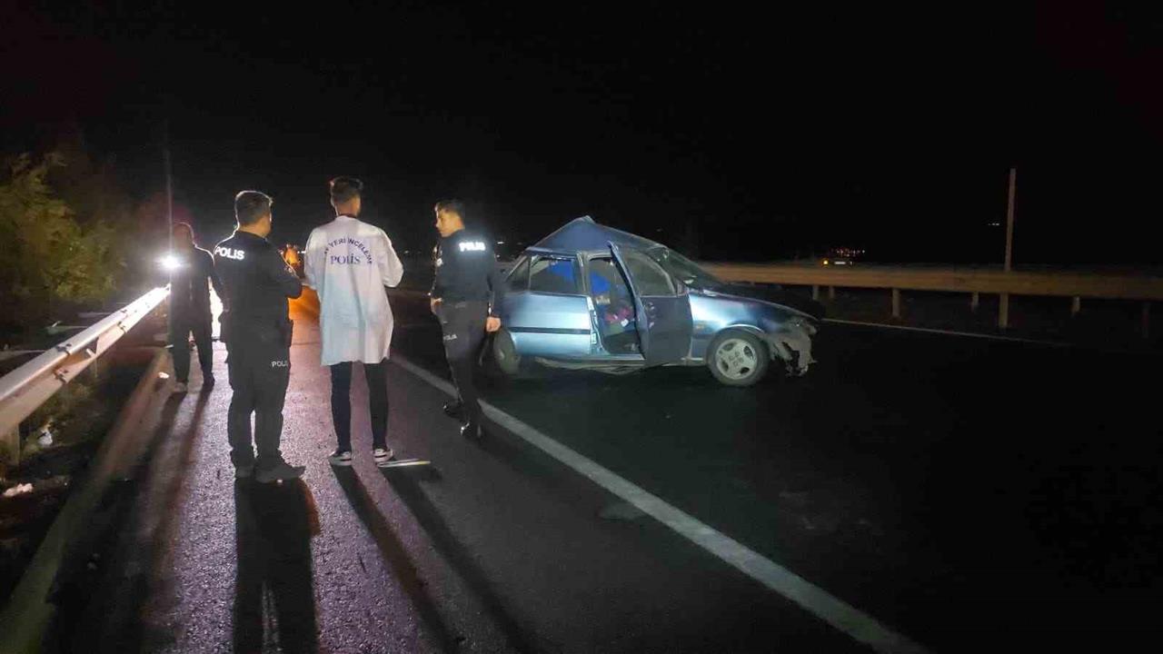 Gaziantep'te Trafik Kazası: 2 Yaralı, 1'inin Durumu Ağır