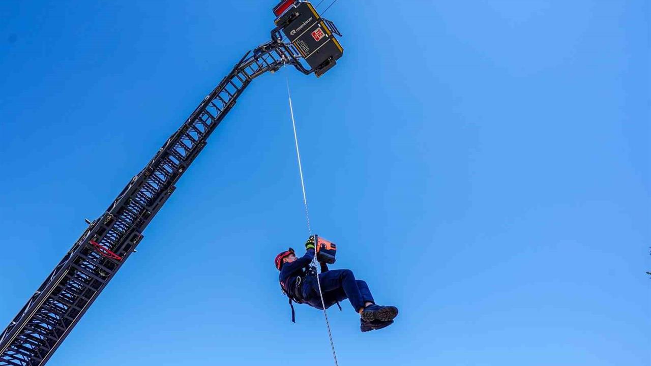 Gaziantep'te İtfaiye Haftası Etkinlikleri Coşkuyla Kutlandı
