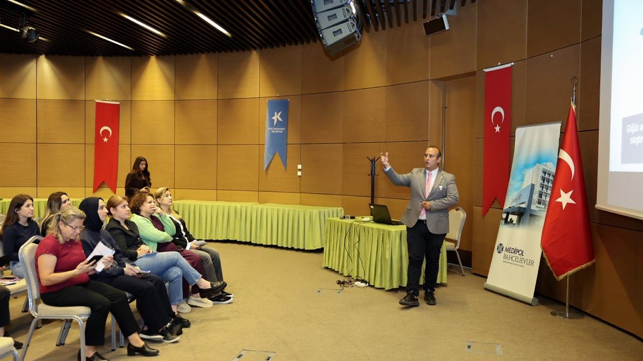 Küçükçekmece'de Meme Kanseri Farkındalık Semineri Düzenlendi