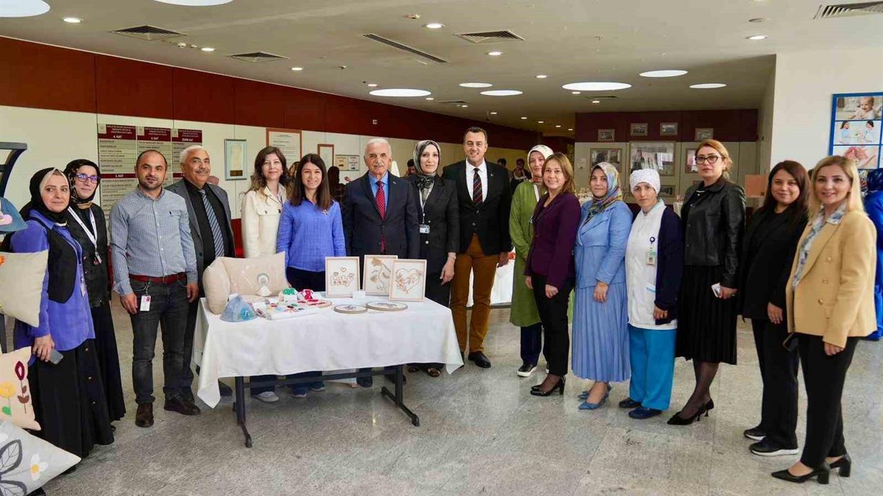 Ümraniye'de Hastane Personeline El Sanatları Atölyeleri