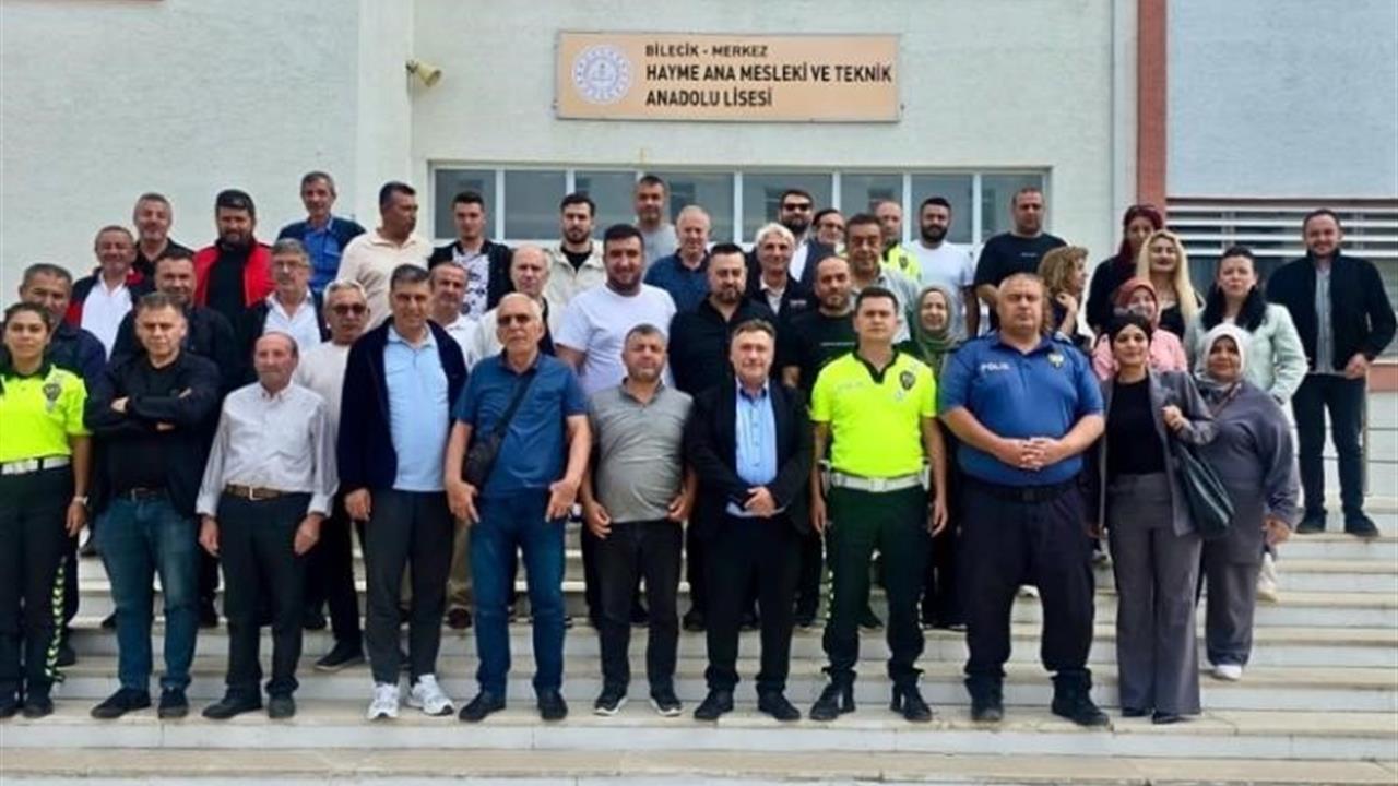 Bilecik'te Servis Şoförlerine Güvenlik Eğitimi Verildi