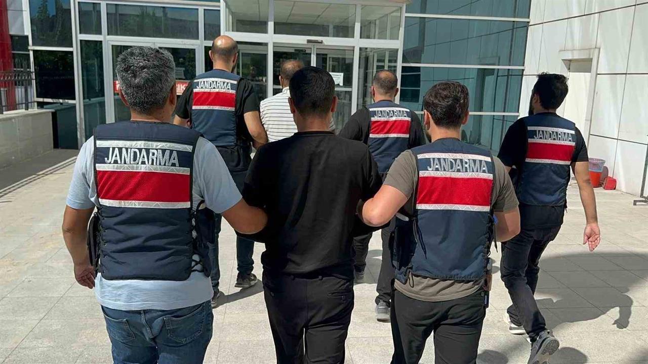 Adıyaman'da DEAŞ Operasyonu: 2 Şüpheli Tutuklandı