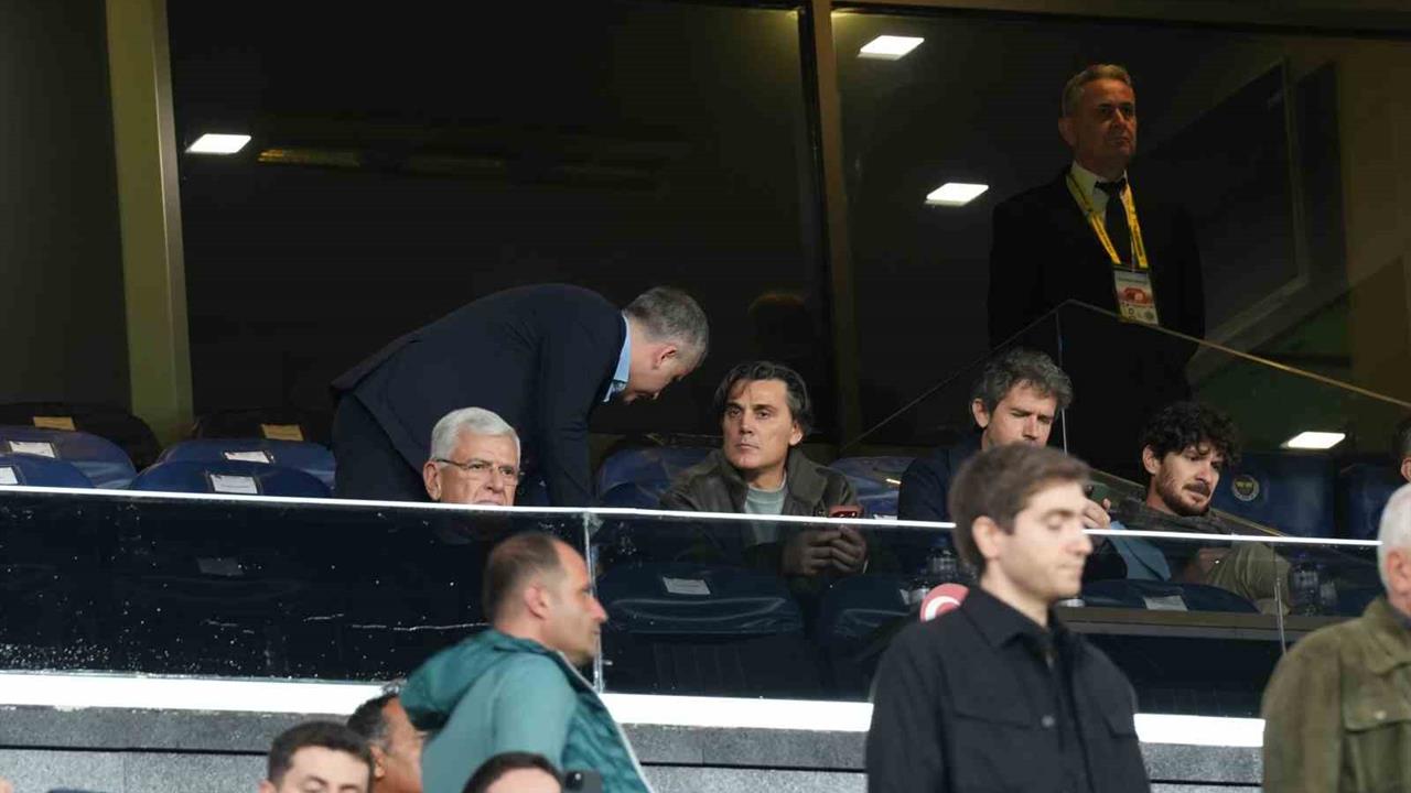 Bakan Bak ve Montella Fenerbahçe-Nice Maçını İzledi