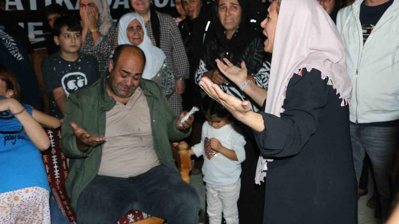 Diyarbakır'da Güran Ailesi Narin'in Mezarı'nı Ziyaret Etti