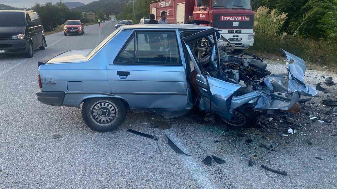 Bilecik'te Trafik Kazası: 5 Yaralı