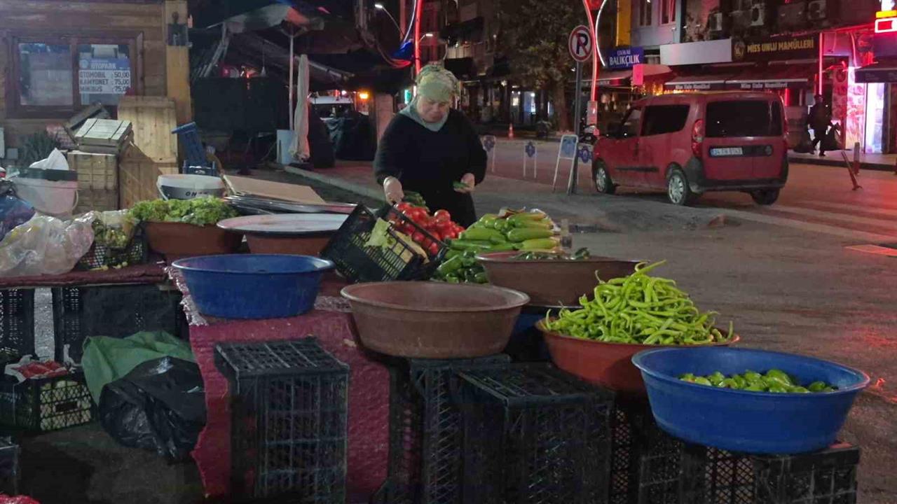 Bartın'da Kadınlar 200 Yıldır Galla Pazarı'nda Buluşuyor