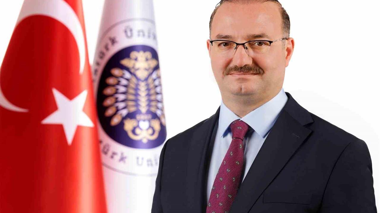 Rektör Hacımüftüoğlu, ÜAK Yönetim Kurulu Üyeliğine Seçildi