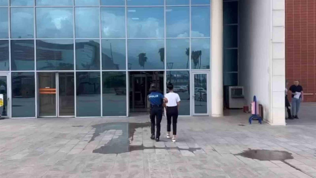 Hatay’da Hapis Cezasıyla Aranan İki Kişi Yakalandı