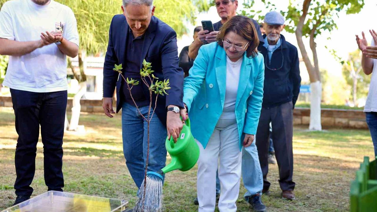Didim'de Laubach Dostluğu Meşeyle Taçlandı