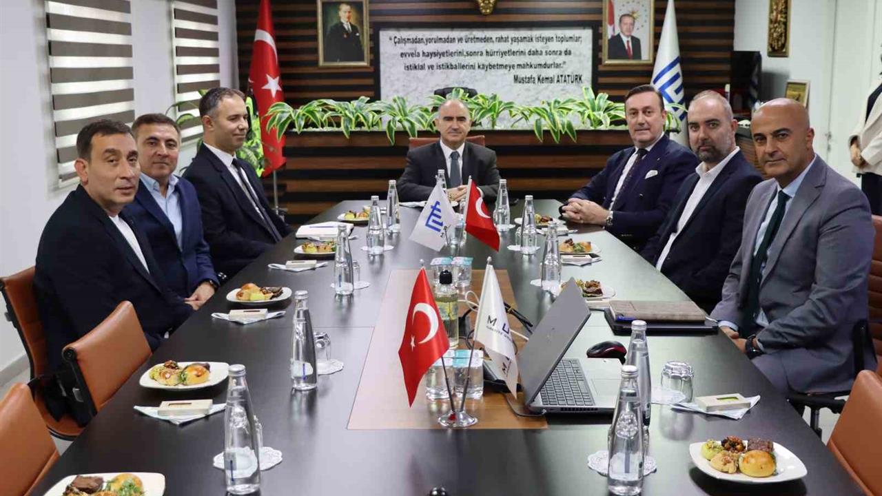 Manisa'da Vali Özkan'dan OSB İncelemesi