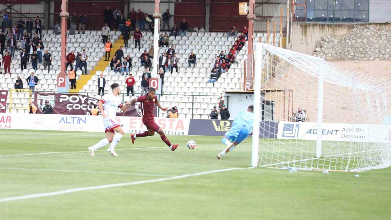 Bandırma'da Trendyol 1. Lig Maçı: Bandırmaspor 2, Ümraniyespor 1