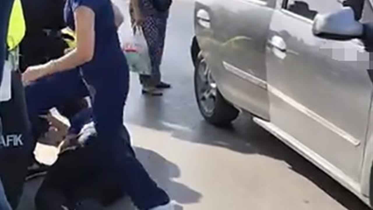 Mersin Tarsus'ta Otomobilin Çarptığı Polis Memuru Hastaneye Kaldırıldı