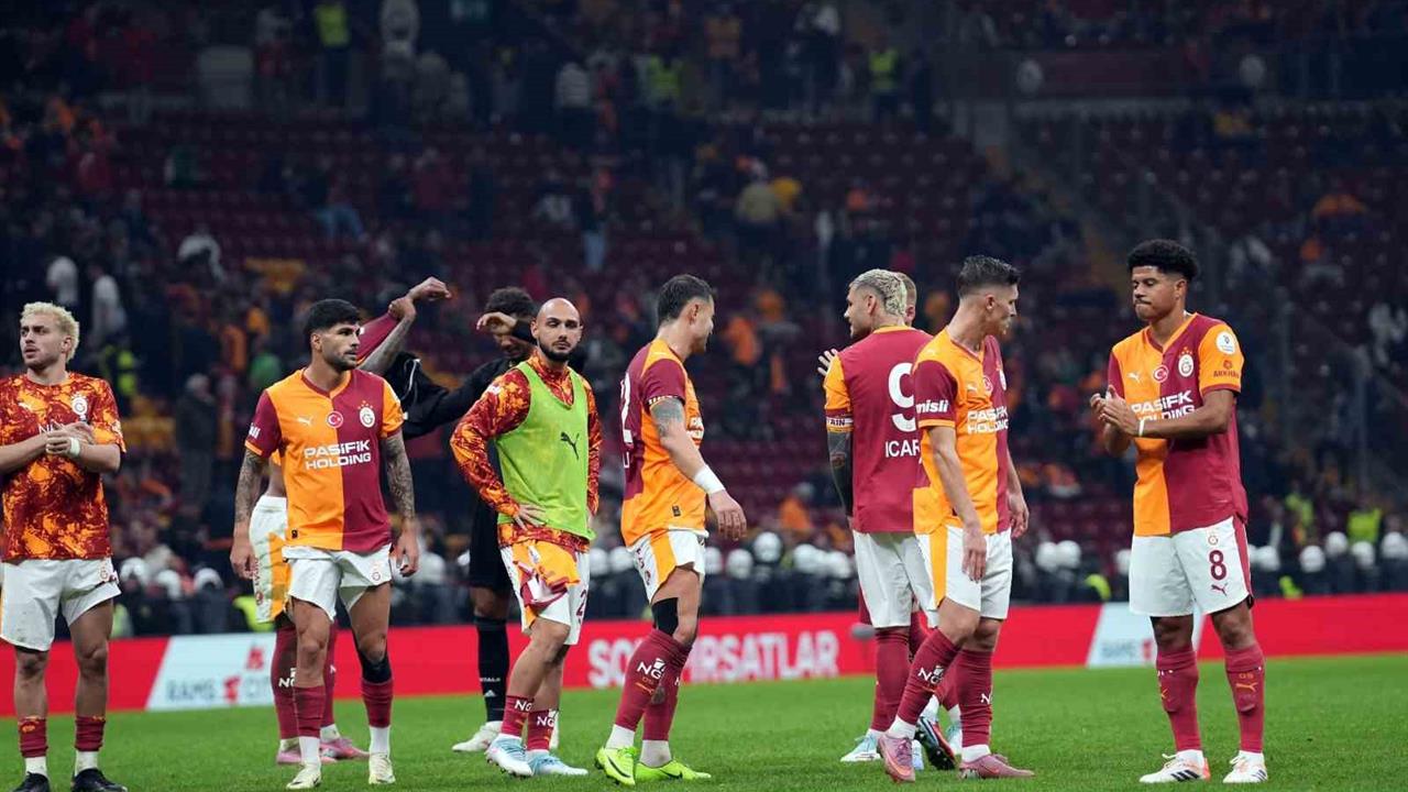 Galatasaray, Beşiktaş Derbisinde 500. Golünü Attı