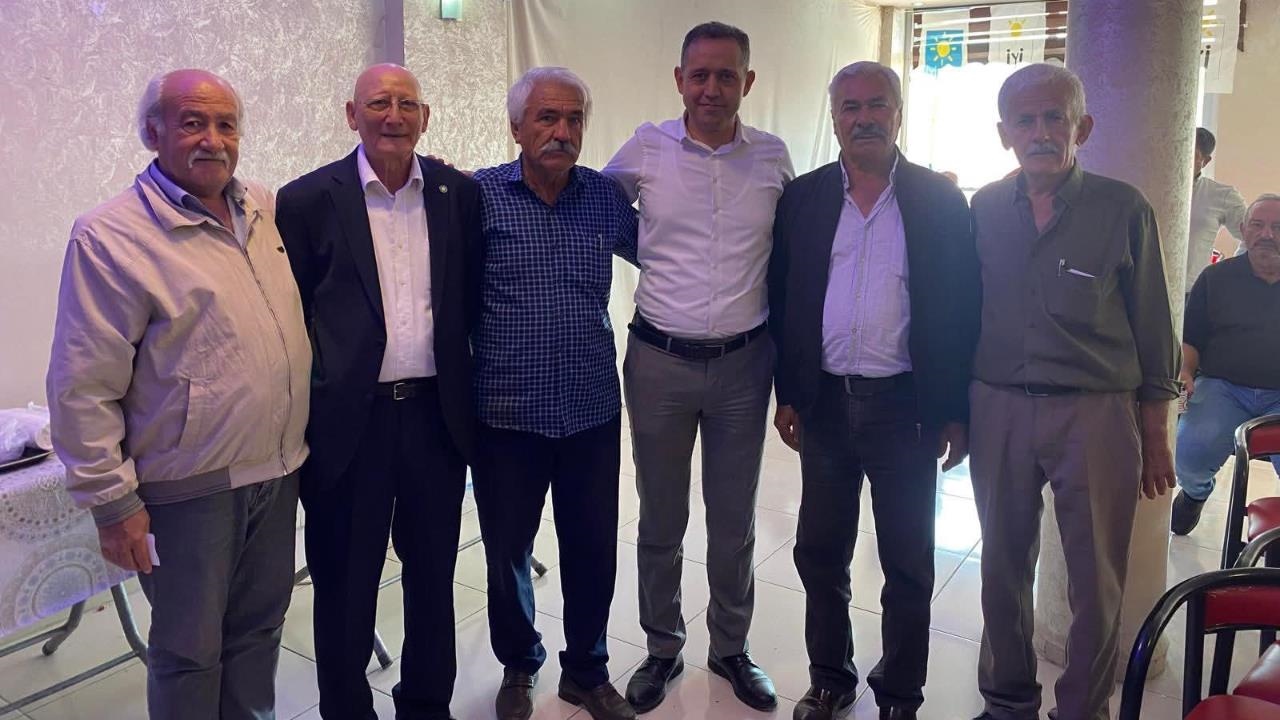 İyi Parti Çamlıyayla'da Kudret Özdemir Güven Tazeledi