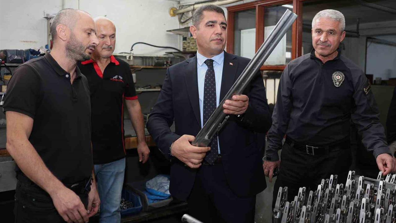 Düzce'de Av Tüfeği Üretim Merkezine Ziyaret