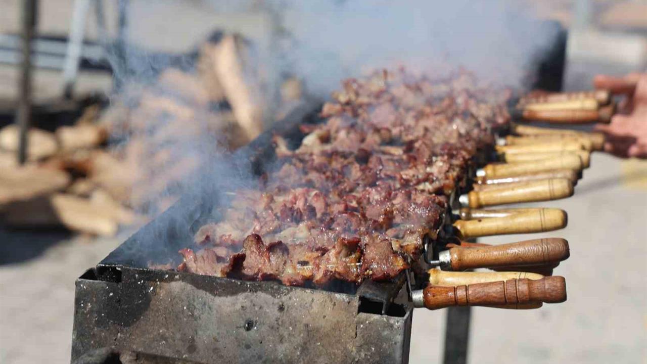 Konya’da Erzurum Yöresel Ürünleri Festivali Başladı