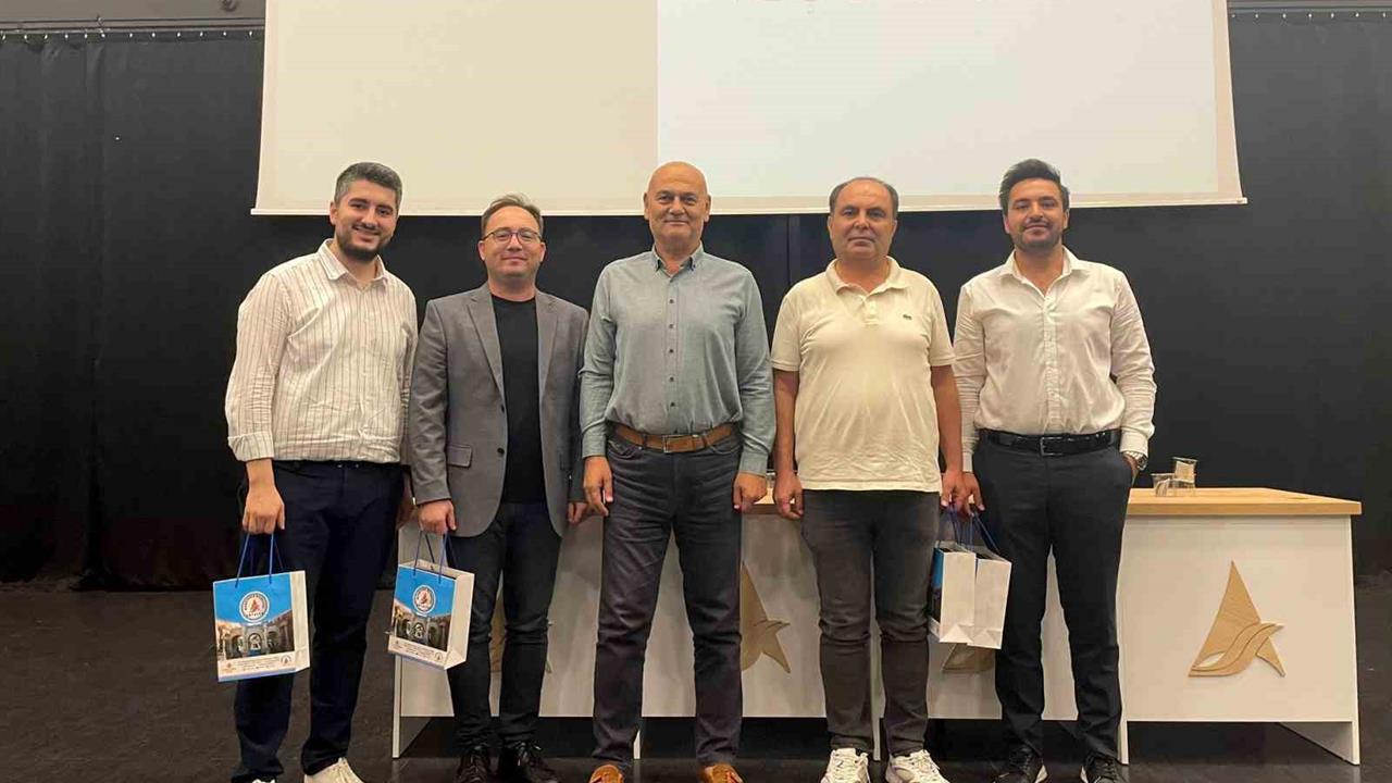 Muratpaşa'da Otizm Farkındalığı Semineri Düzenlendi