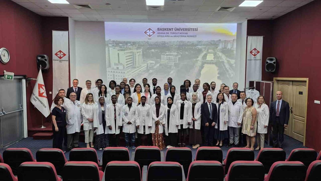 Adana'da Tıp Öğrencilerine Klinik Eğitim Başladı