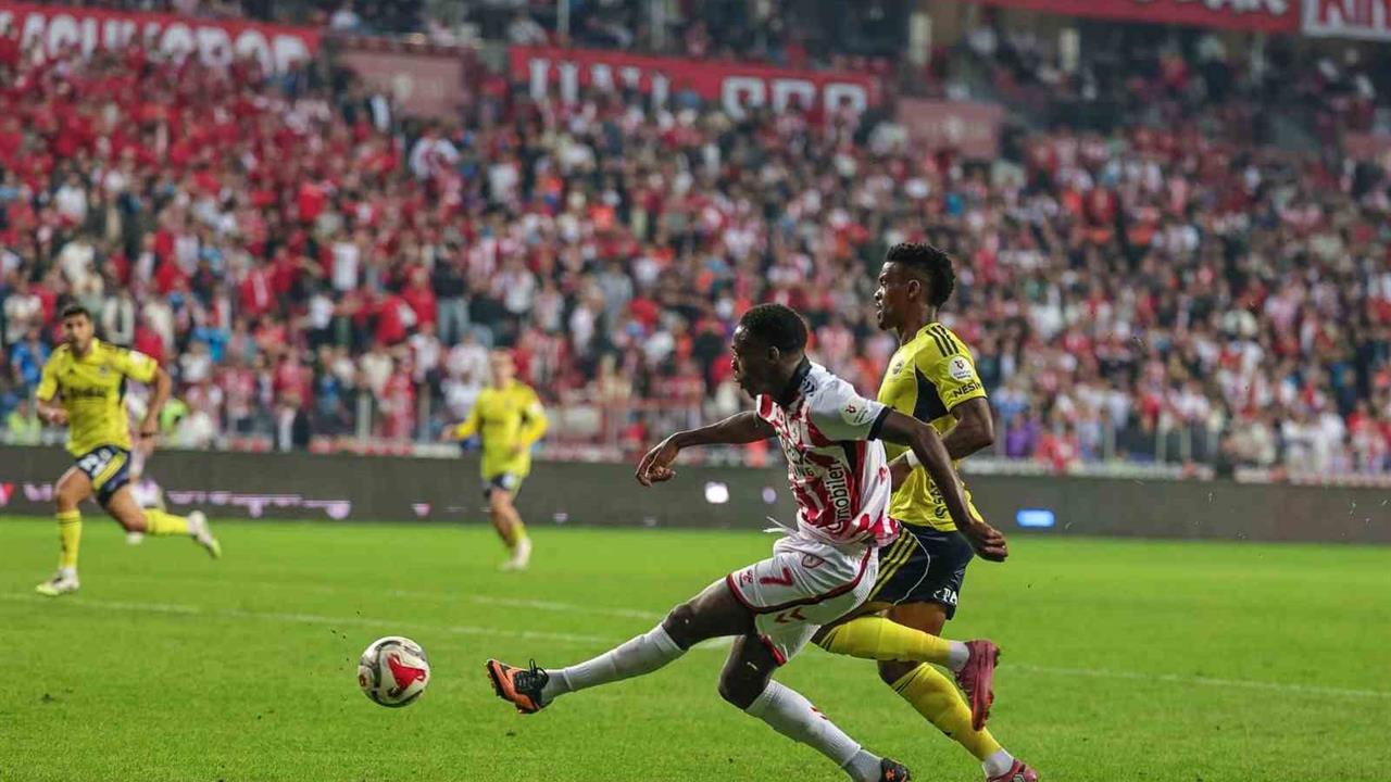 Samsunspor ve Fenerbahçe 0-0 Berabere Kaldı
