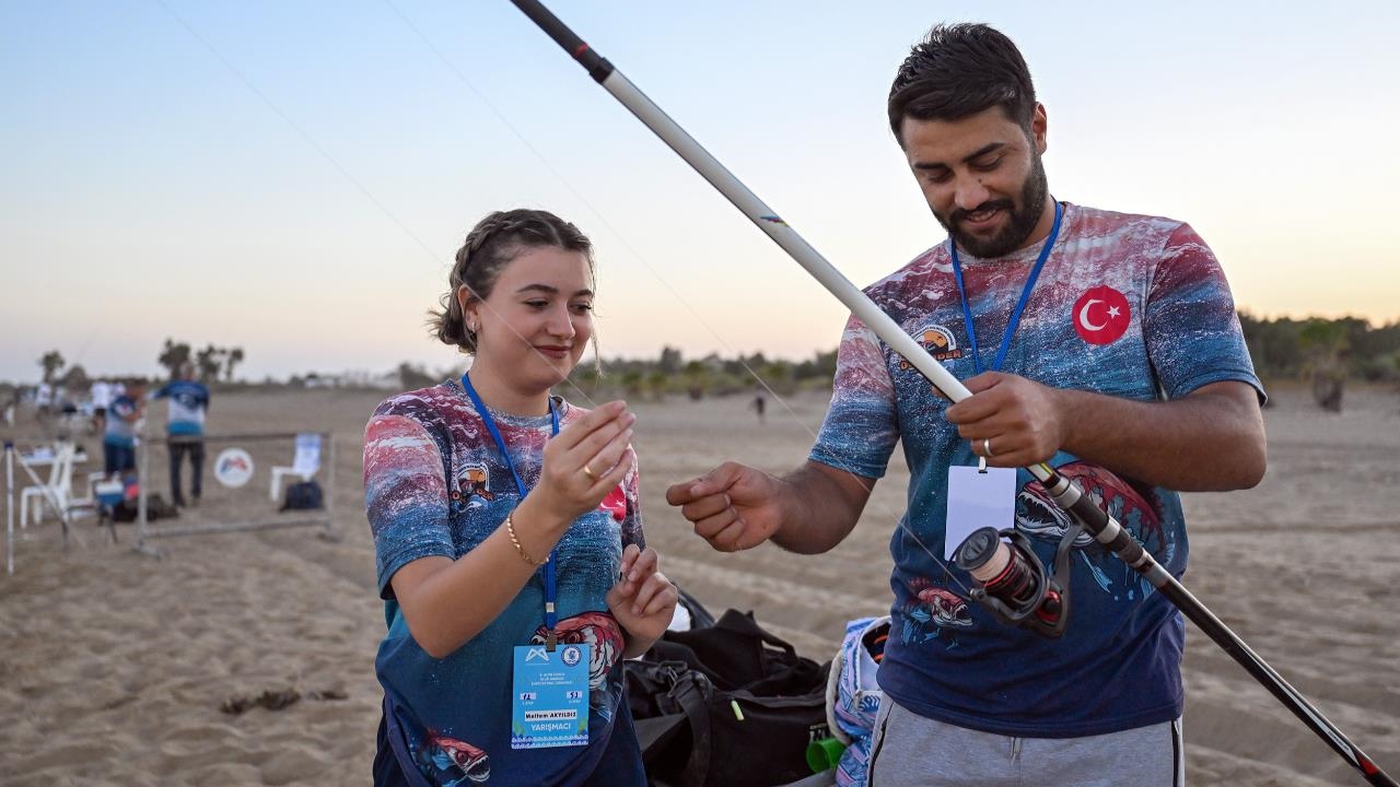 8. Altın Kanca Surfcastıng Turnuvası Tamamlandı