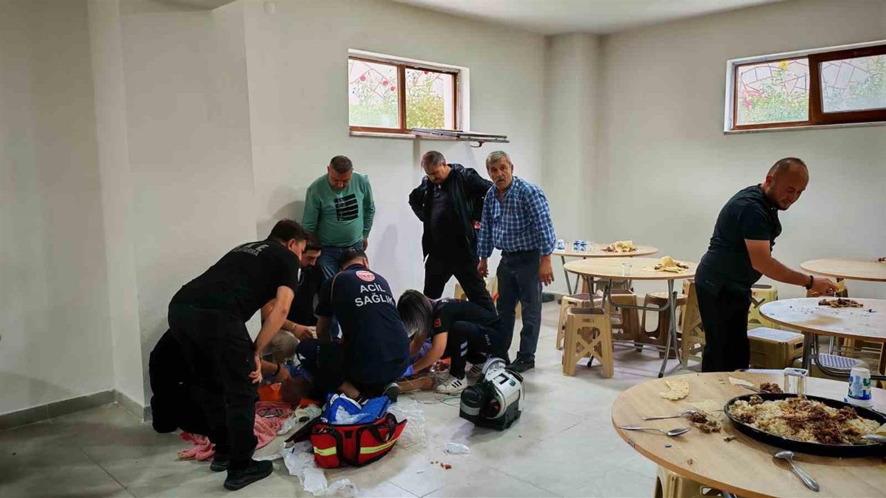 Bolu'da Nefes Borusuna Et Kaçan Adamın Kalbi Durdum