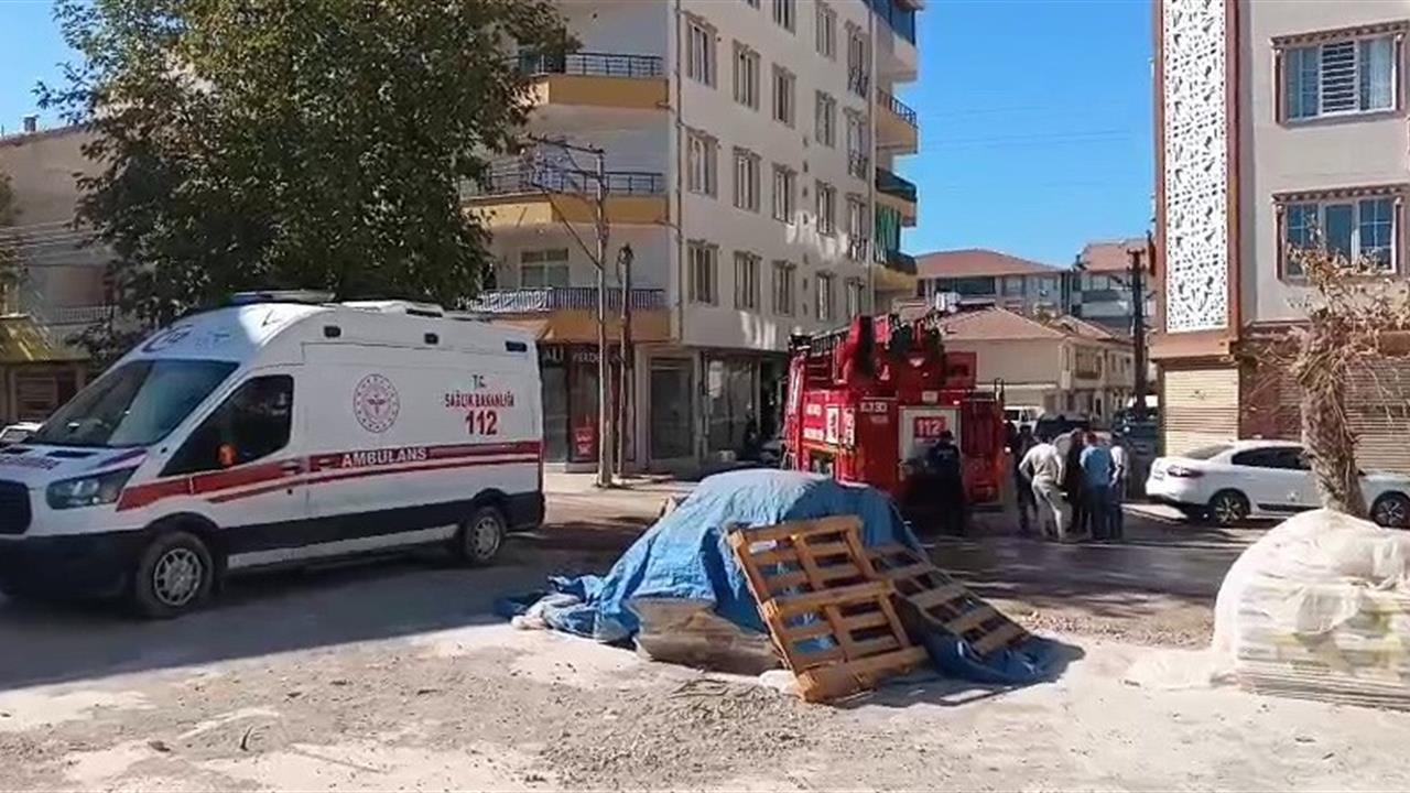 Adıyaman'da Yalnız Yaşayan Öğretmen Evinde Ölü Bulundu