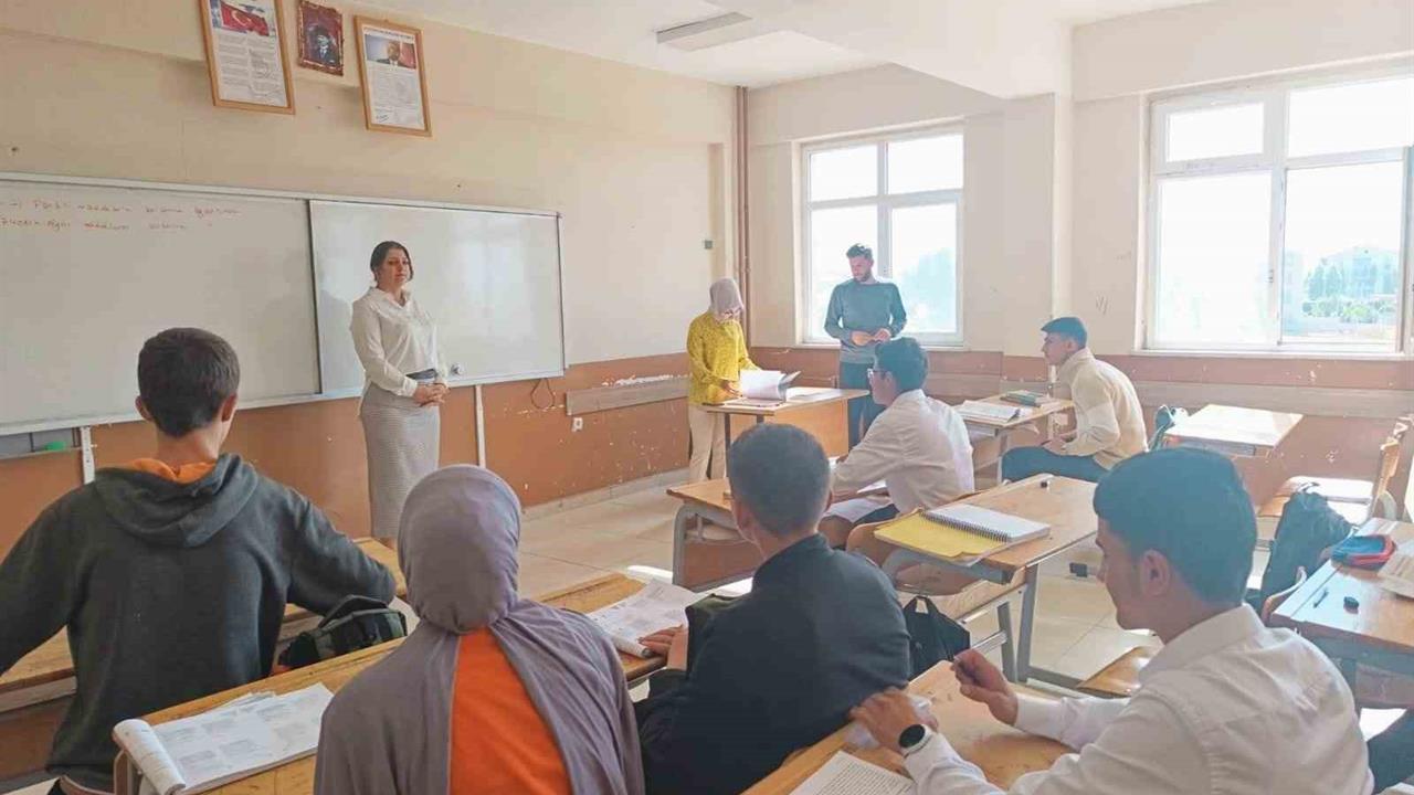 Ağrı'da Eğitimde Başarı İçin Disiplin Şart