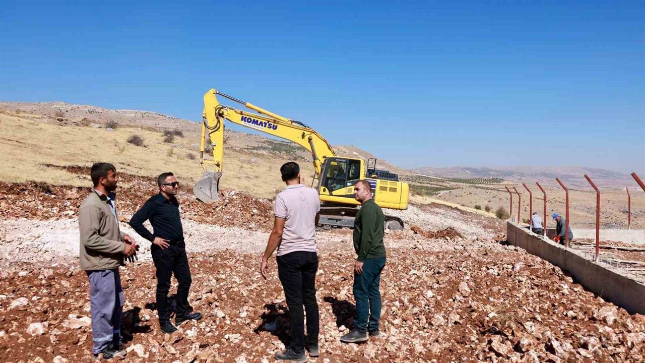 Akçadağ'da Sokak Hayvanları İçin Modern Barınak İnşaatı Başladı