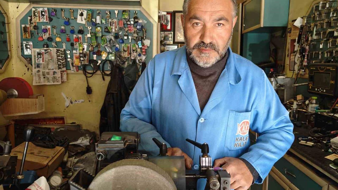 Kayseri'de Çilingirlik Mesleği Yaşatılıyor