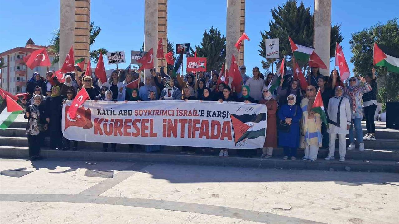 Kilis'te Kadınlardan Gazze'ye Destek Zinciri