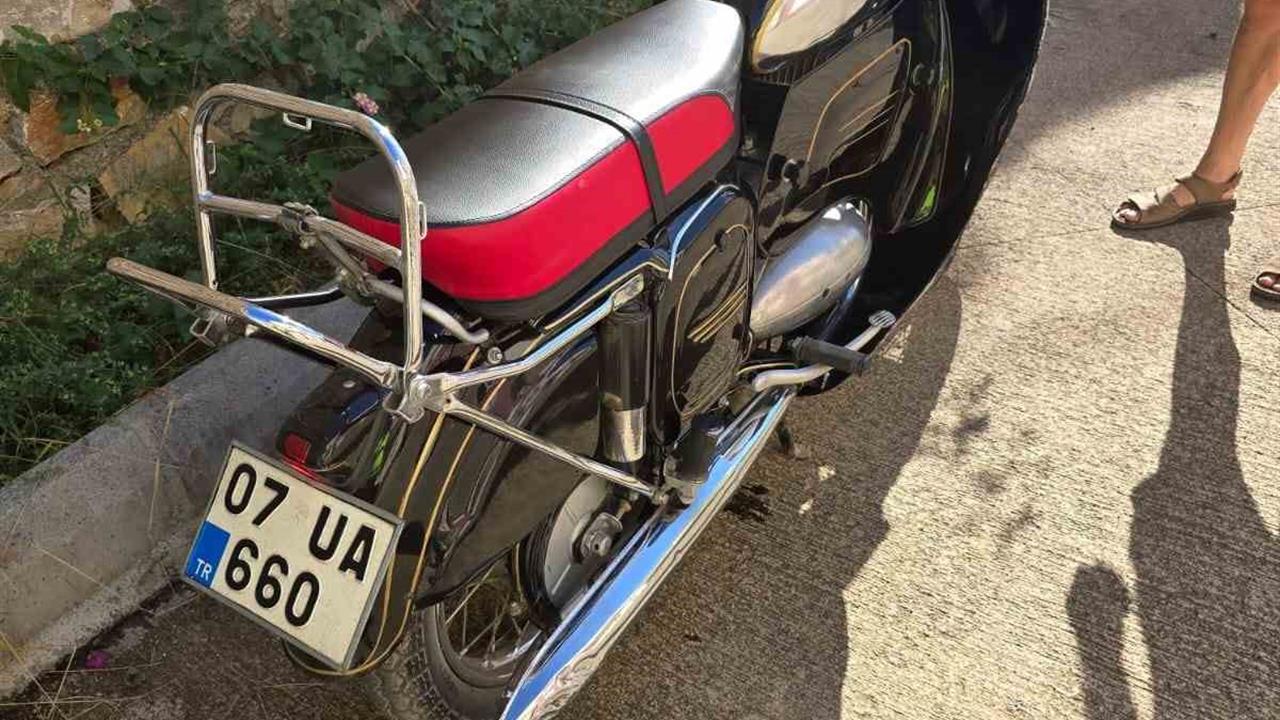 Gazipaşa'da Motosiklet Kazası: 2 Yaralı