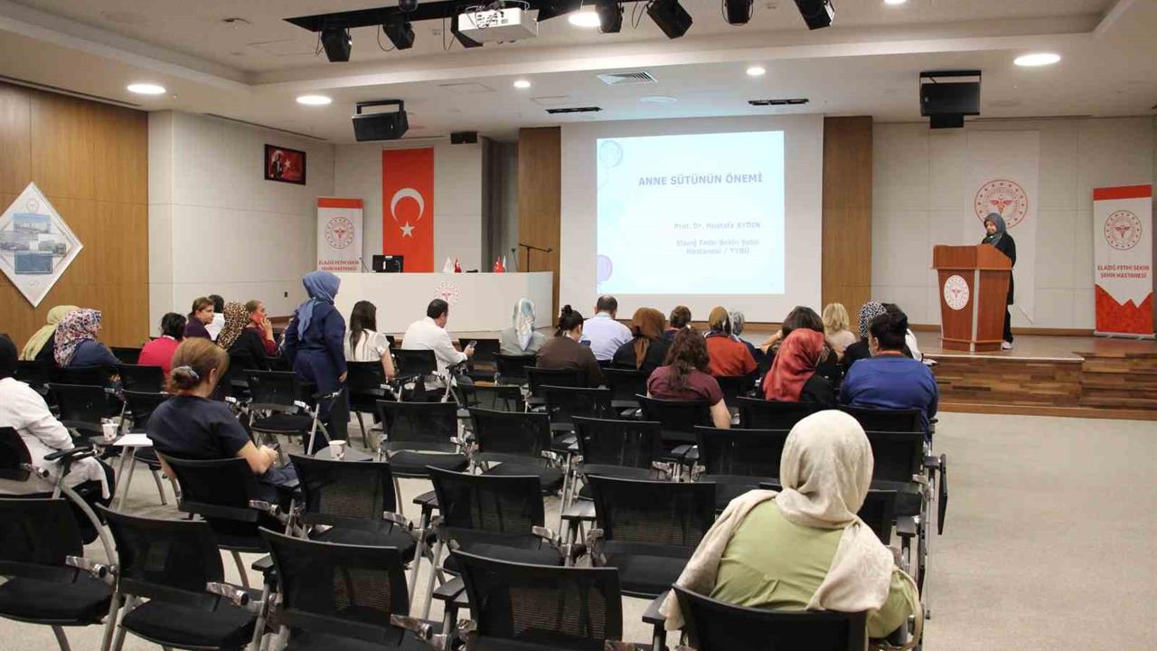 Elazığ'da Emzirme Haftası: Anne Sütünün Önemi Vurgulandı