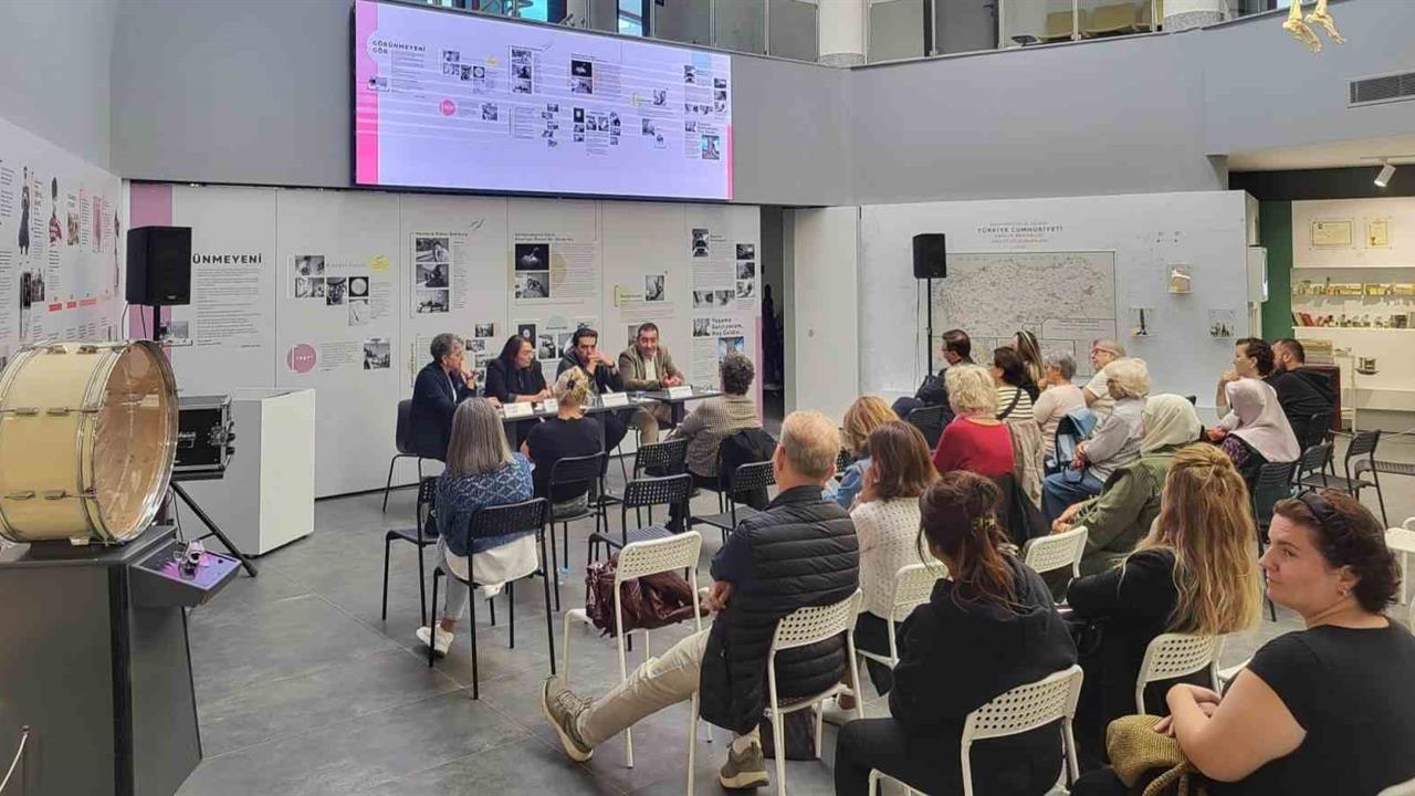 Nilüfer'de Meme Kanseri Farkındalık Buluşması ve Sergi