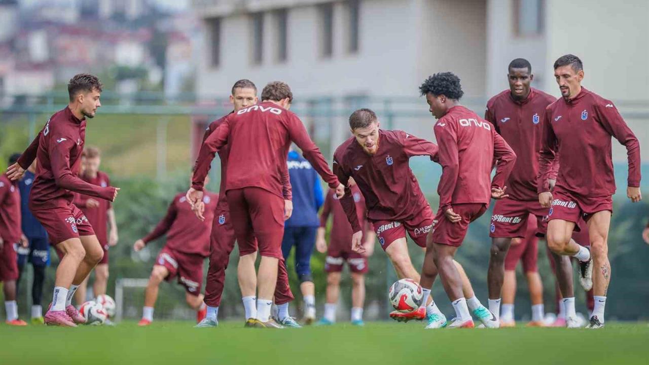 Trabzonspor İç Sahada Zirveye Yerleşti: En Çok Puan Toplayan Takım