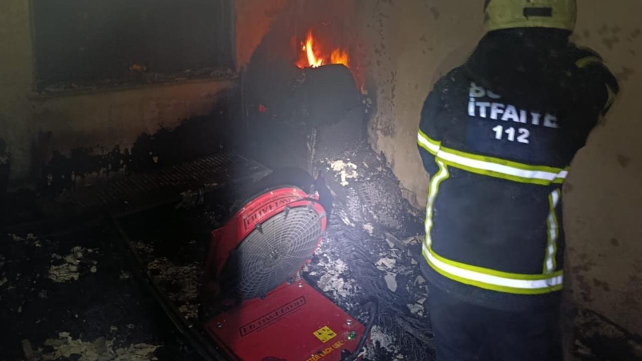 Bucak’ta Ev Yangını: 1 Kişi Dumandan Etkilendi