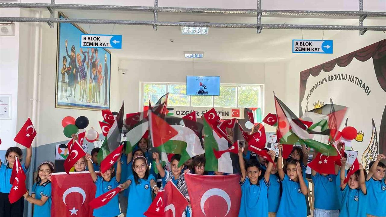 Diyarbakır'da Öğrencilerden Filistin'e Destek Etkinliği