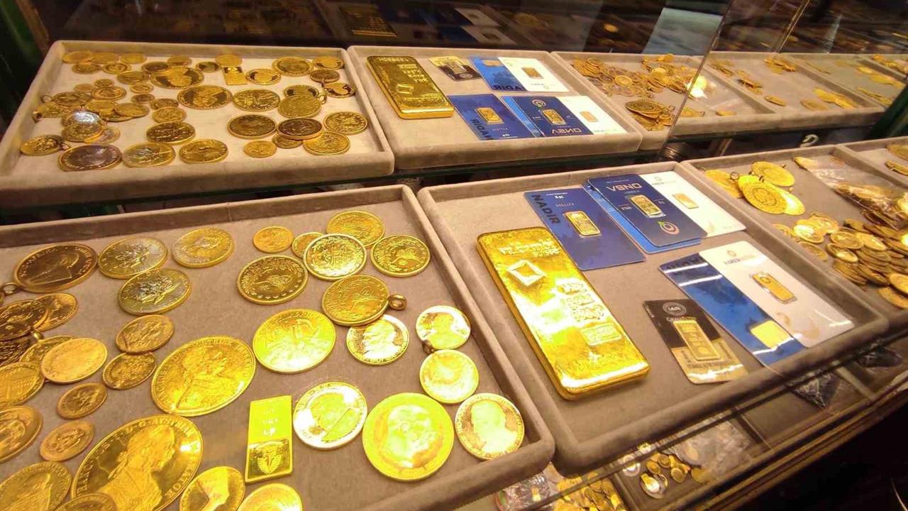 Ons Altın Tarihinde Yeni Bir Rekor: 4 Bin Doları Aştı