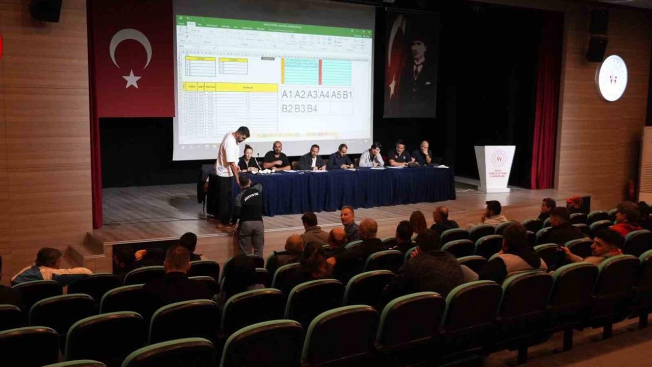 Düzce'de Okul Sporları Fikstür Çekimi Yapıldı