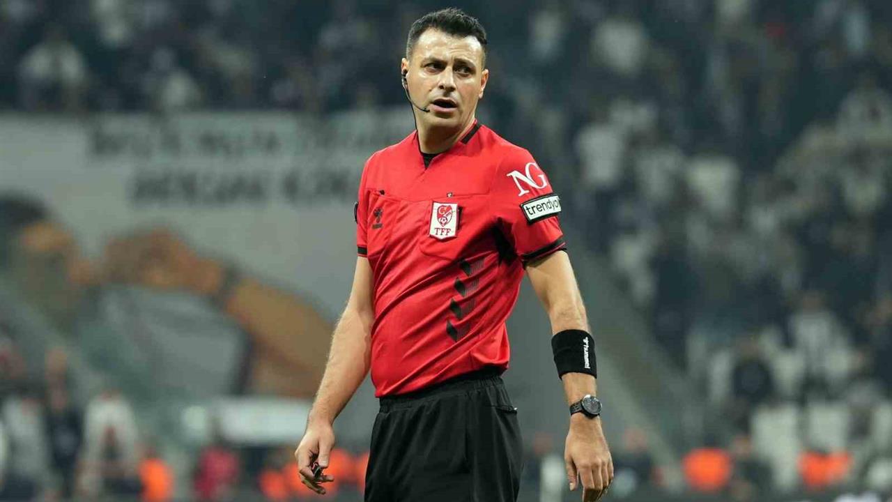 Trendyol Süper Lig'de Hakemler Zirvede Yer Aldı