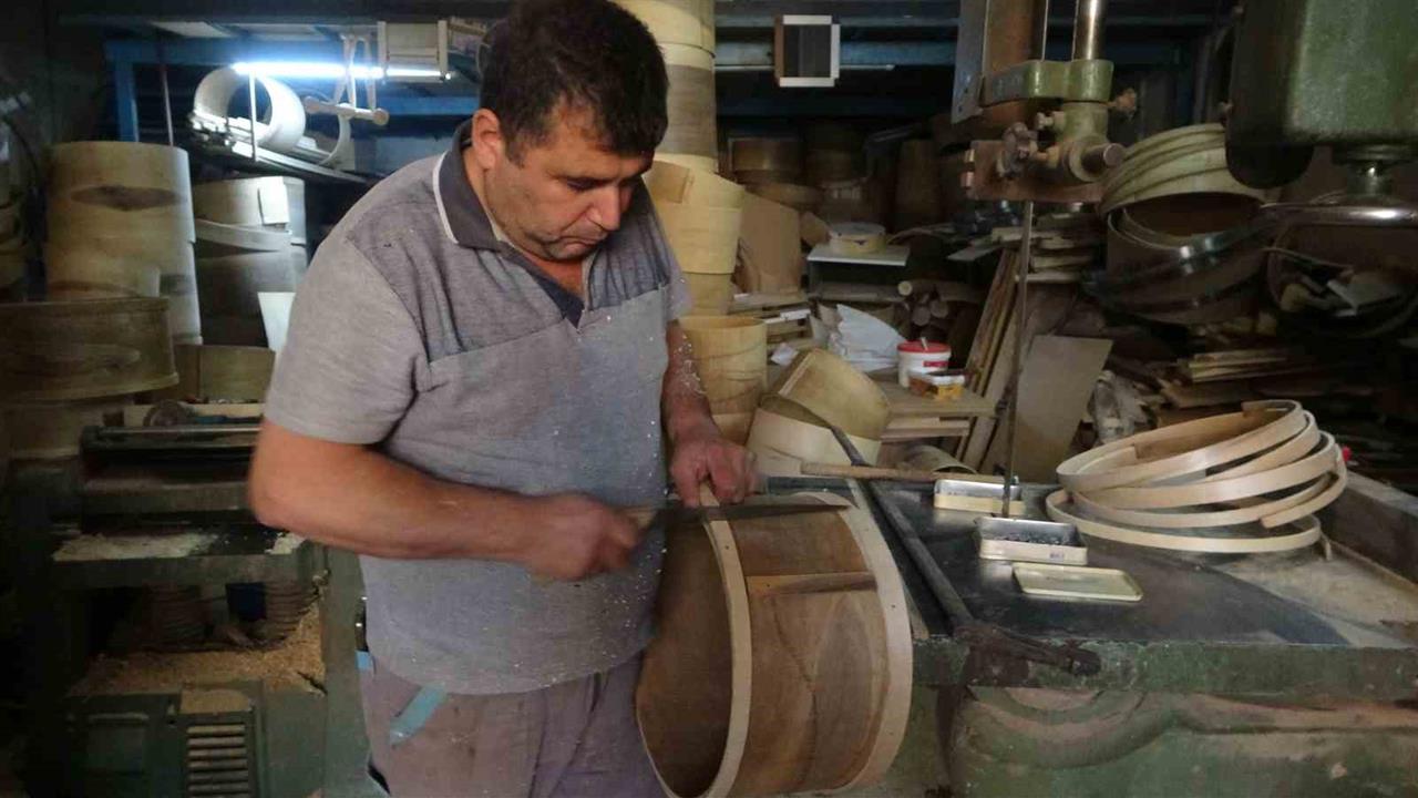 Malatya'da Üç Kuşaktır Davul Üretimi Devam Ediyor