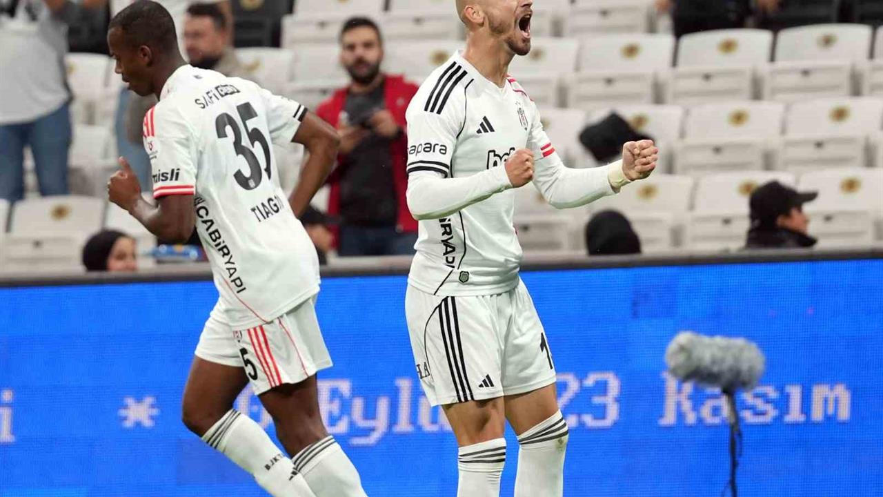 Beşiktaş'ta Yabancı Futbolcular Ön Planda: 12 Gol Attı