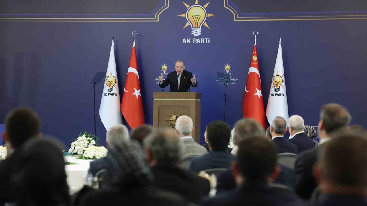 Cumhurbaşkanı Erdoğan: "Trump’ın Barış Çabalarına Destek Olmalıyız"