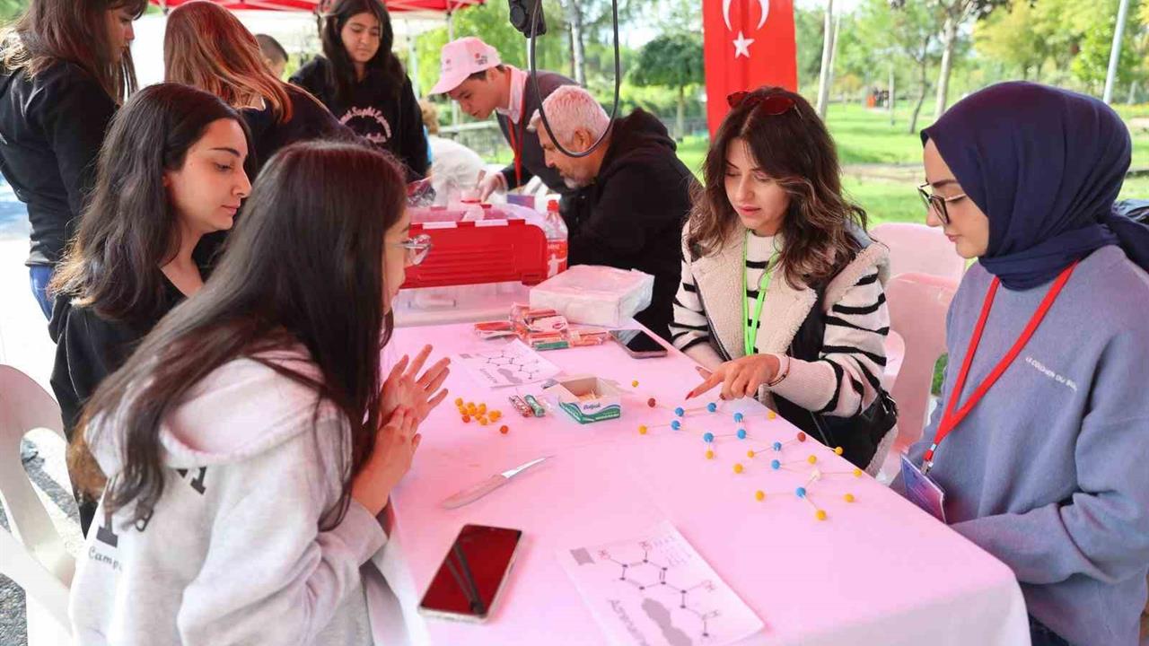 Yunusemre'de Bilim Şenliği Heyecanı Başladı