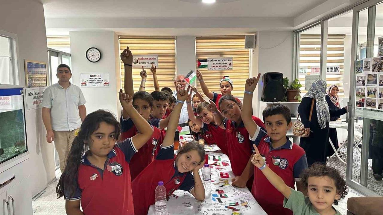 Gazipaşa'da Filistinli Çocuklar İçin Resim Etkinliği Düzenlendi