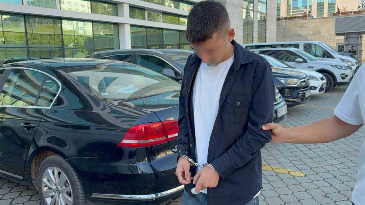 Samsun'da Şapka Gasbı: 3 Gözaltı