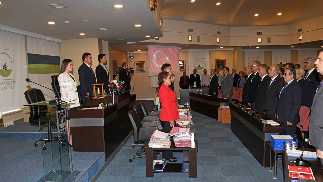 Bursa’da Milletvekillerinin Gözaltına Alınmasına Sert Tepki