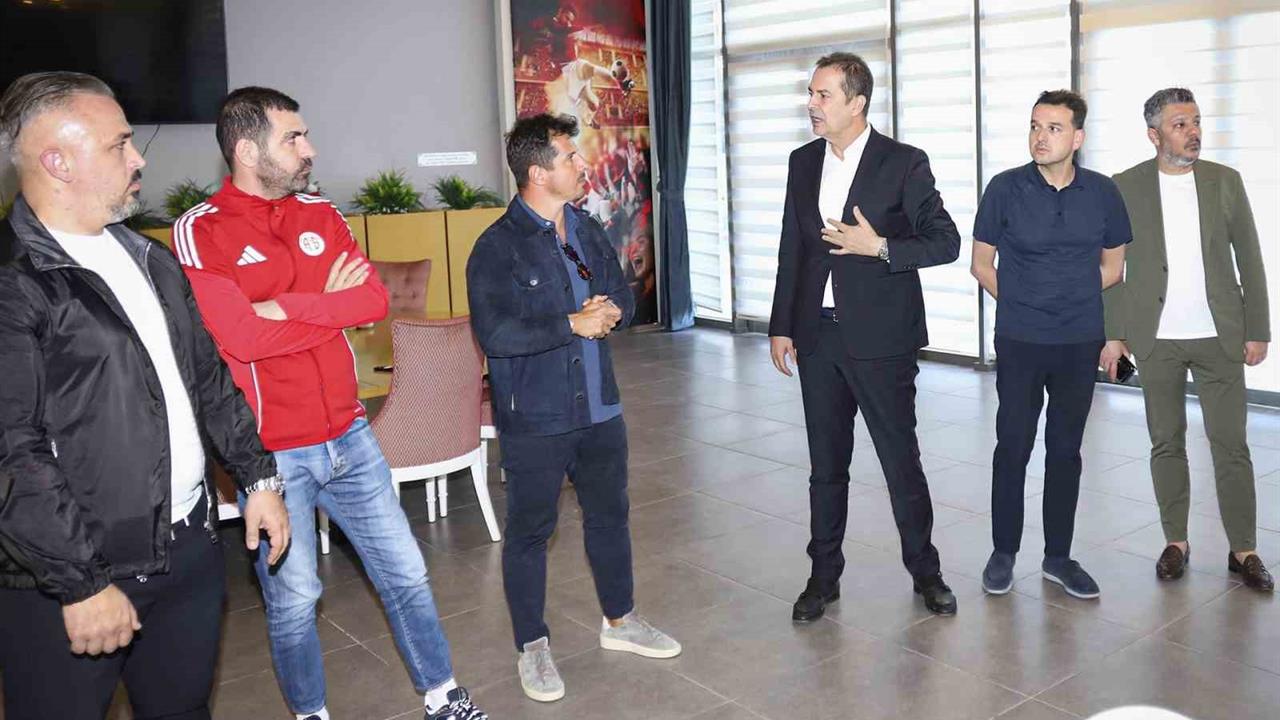 Antalyaspor'da Emre Belözoğlu Dönemi Sona Erdi