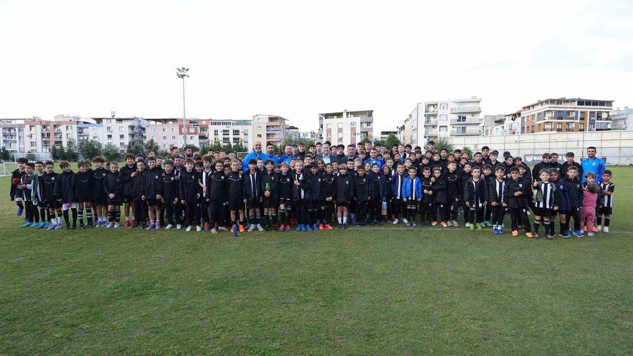 Manisa'da Manisaspor'a Destek Ziyareti Gerçekleşti